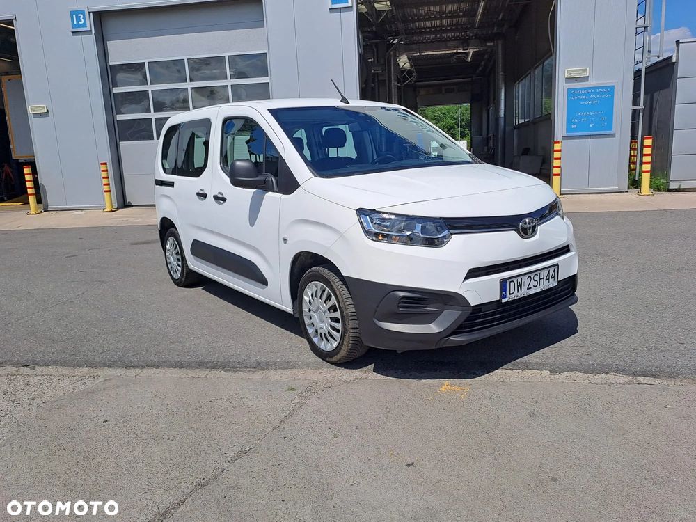 Toyota Proace City Verso 1.5 D-4D Business - 2