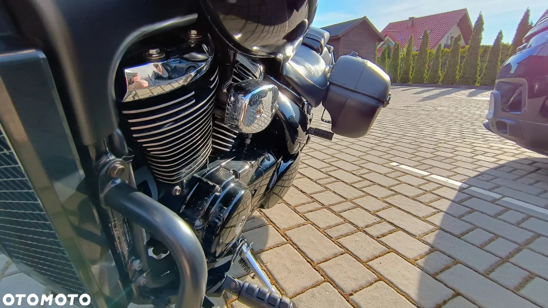 Suzuki Intruder - 18