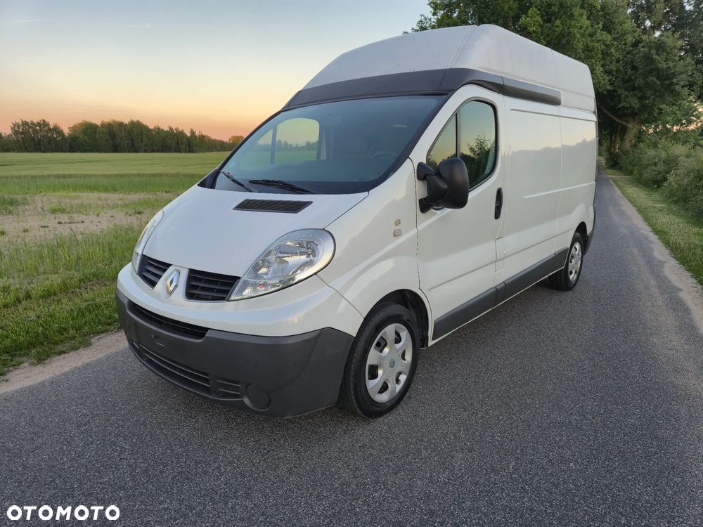 Renault Trafic - 21