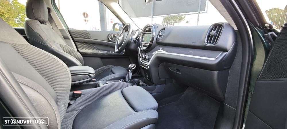 MINI Countryman Cooper SE ALL4 Auto - 22