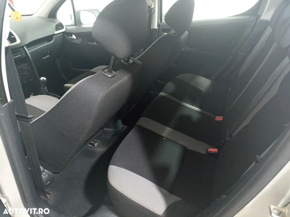 Peugeot 207 1.4E 16V Trendy - 10