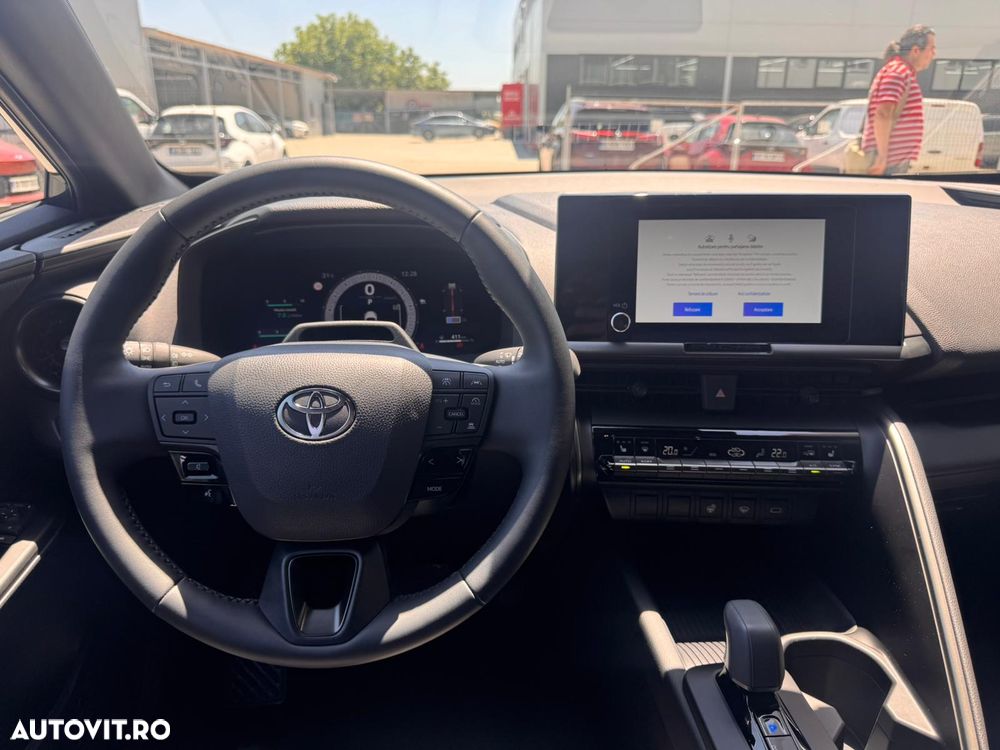 Toyota C-HR - 13