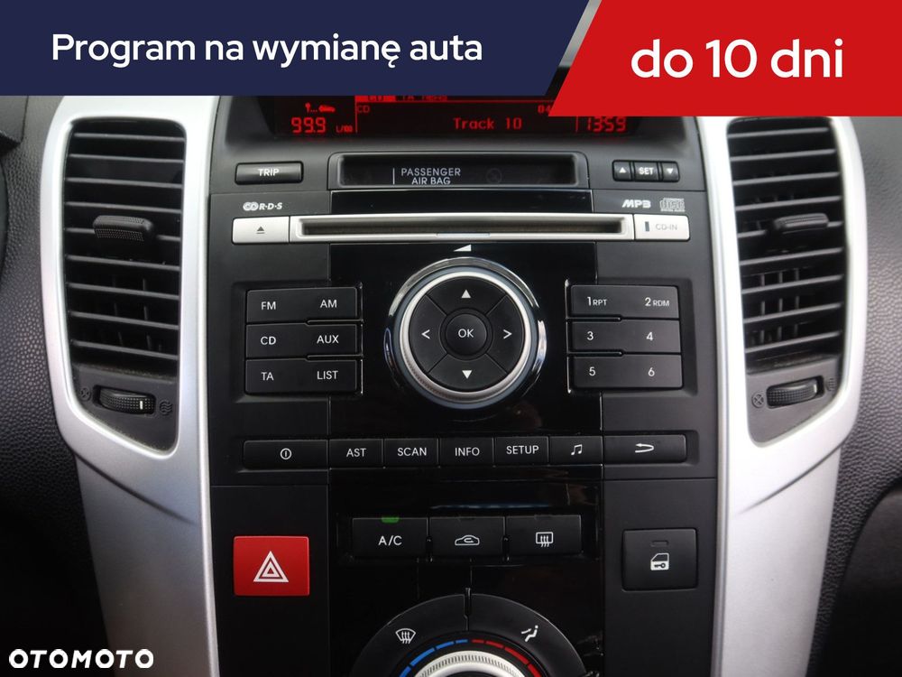 Kia Venga - 14
