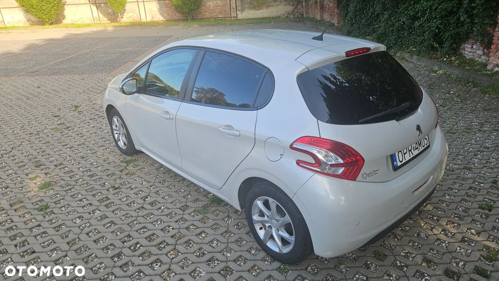Peugeot 208 1.2 PureTech Active - 29
