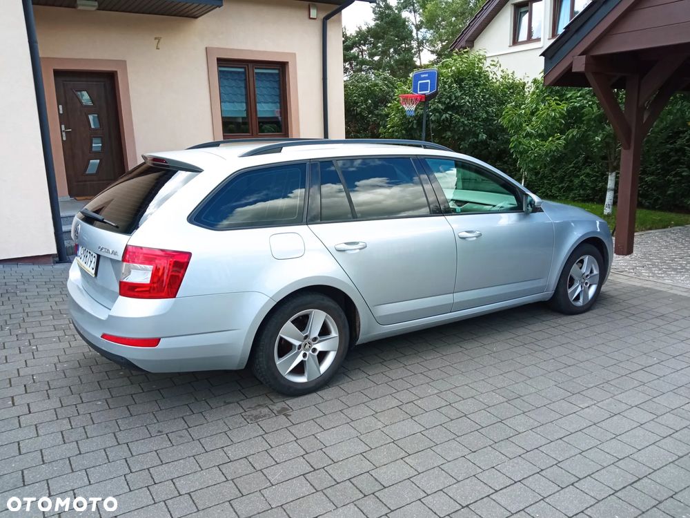 Skoda Octavia 2.0 TDI Ambition - 9