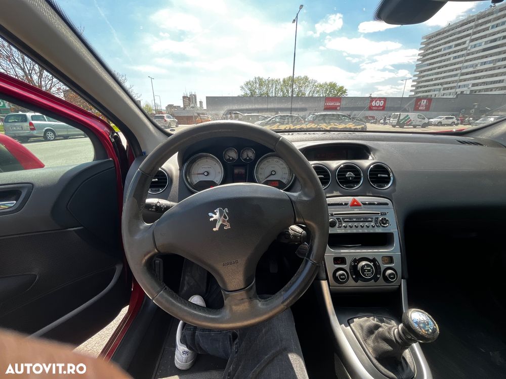 Peugeot 308 1.6HDi Premium Pack - 4