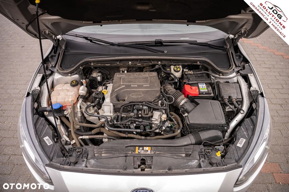 Ford Focus 1.0 EcoBoost Trend - 34