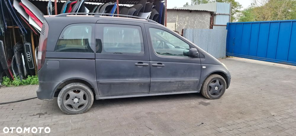 Mercedes Vaneo 1,7 na części - 1