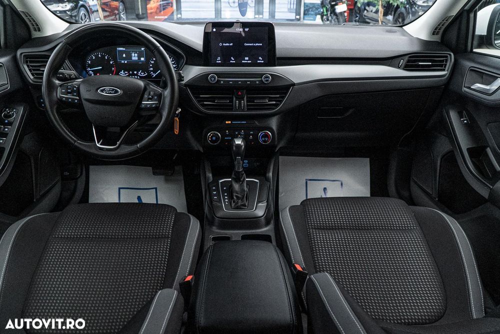 Ford Focus 1.0 EcoBoost MHEV Titanium - 33