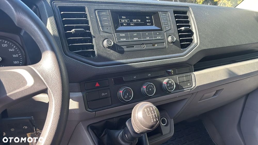 Volkswagen Crafter - 12