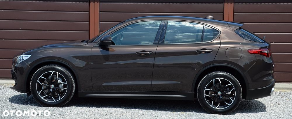 Alfa Romeo Stelvio 2.2 16V AT8 Business - 6