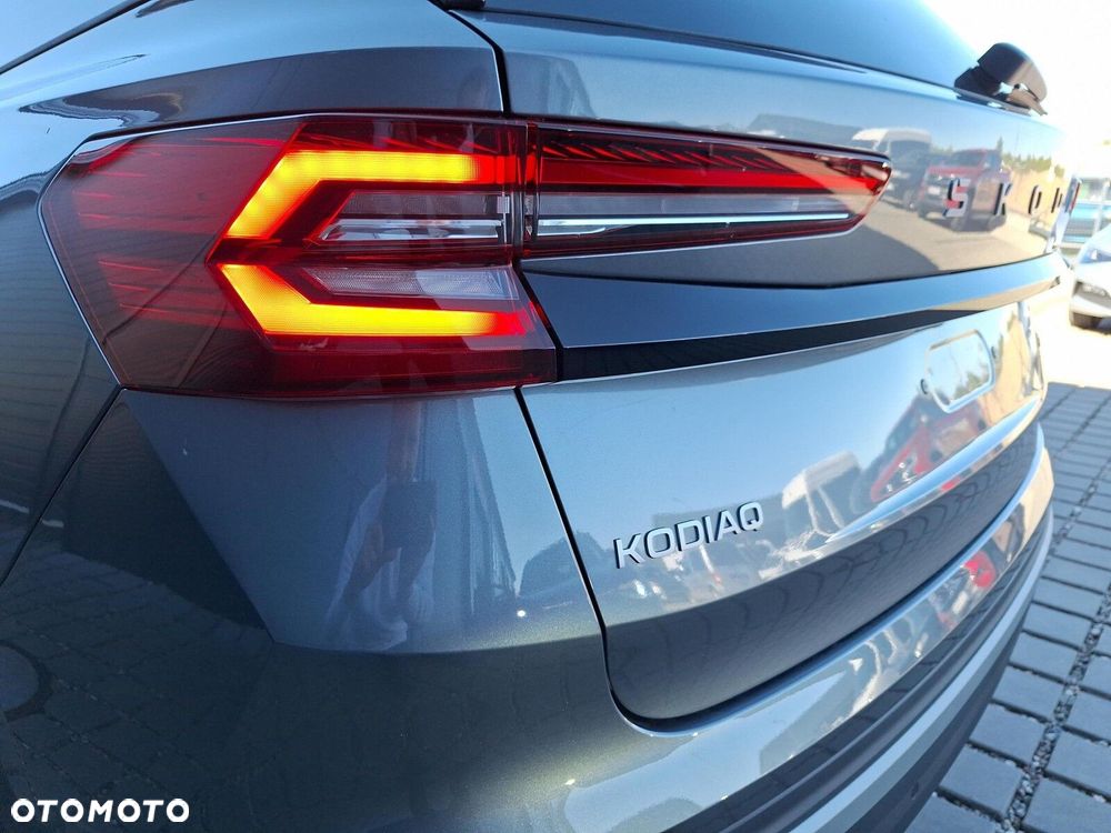 Skoda Kodiaq 2.0 TSI 4x4 Selection DSG - 10