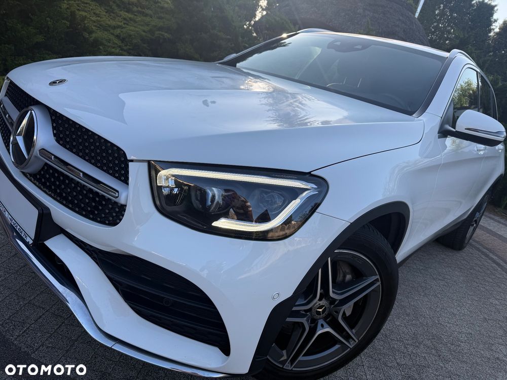 Mercedes-Benz GLC 200 4Matic 9G-TRONIC AMG Line Plus - 2