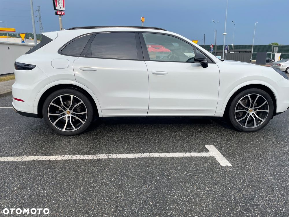Porsche Cayenne Standard - 5