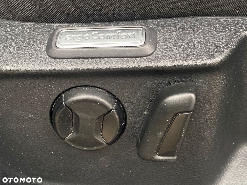 Volkswagen Passat 1.5 TSI EVO Comfortline DSG - 22