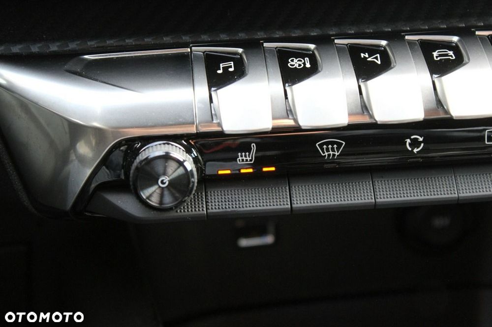 Peugeot 5008 BlueHDi 130 EAT8 Allure Pack - 29