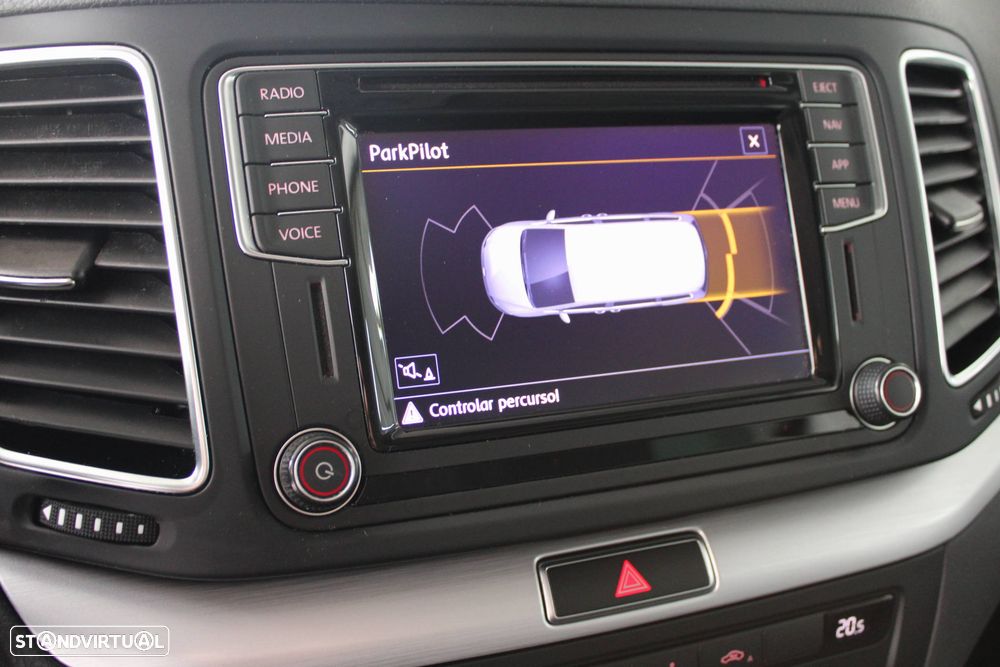 VW Sharan 2.0 TDI Confortline - 10