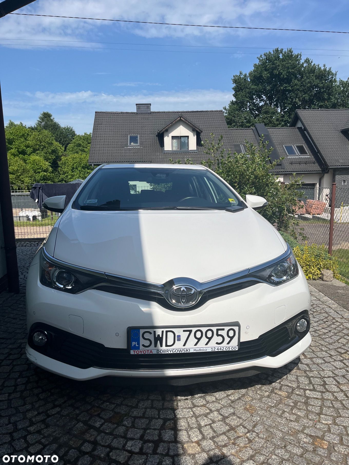 Toyota Auris 1.6 Premium - 1
