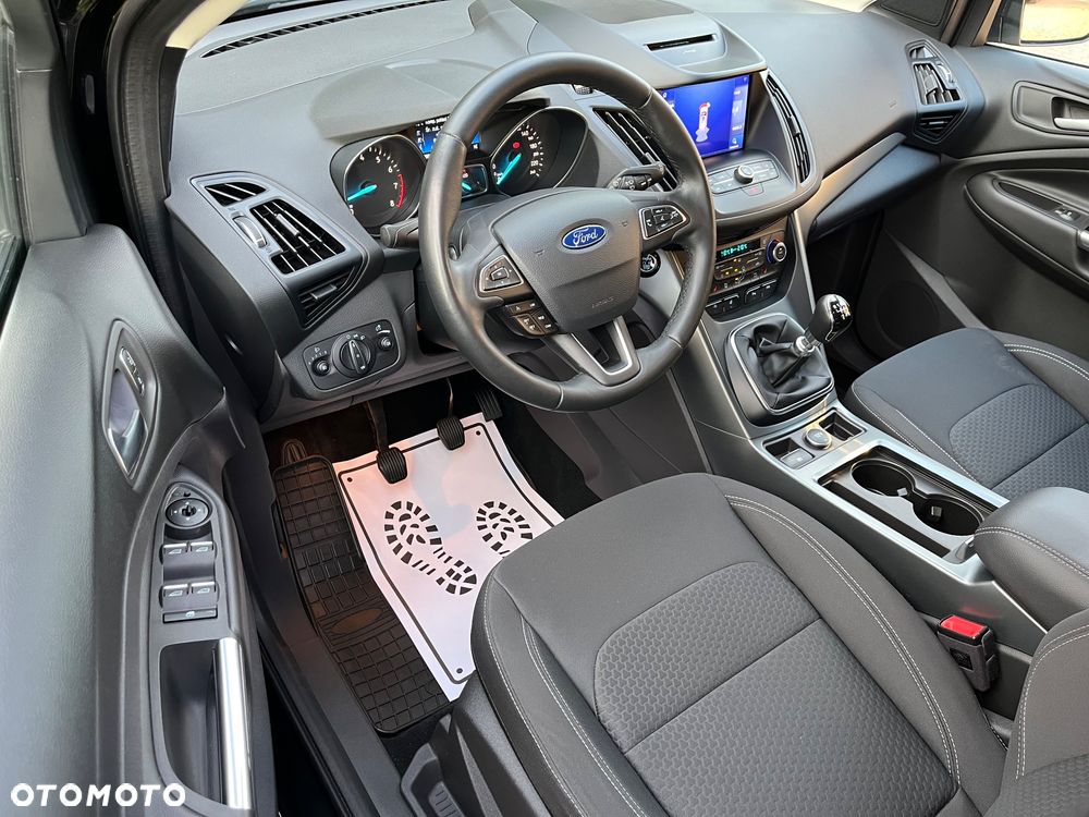Ford Kuga - 15