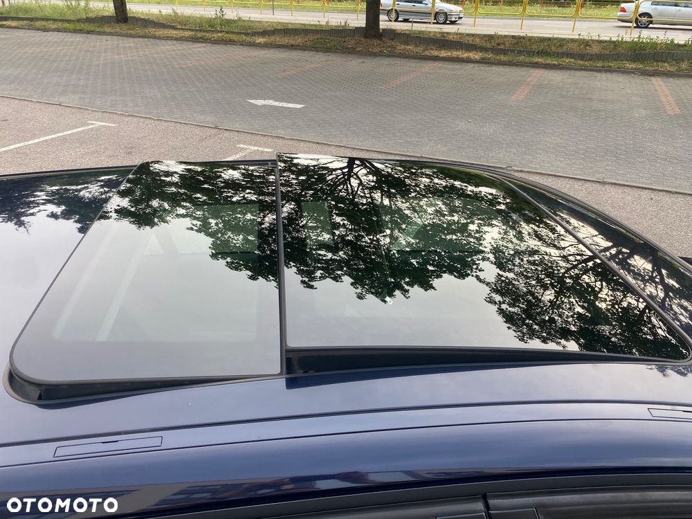 BMW Seria 3 318i - 13