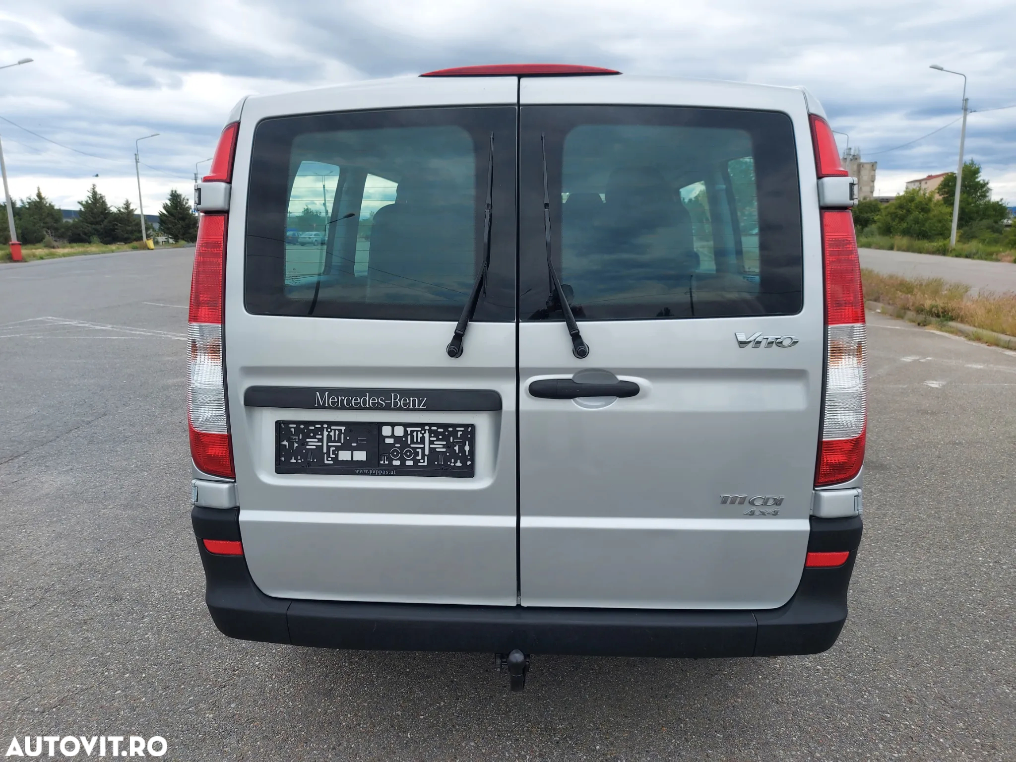Mercedes-Benz Vito - 11