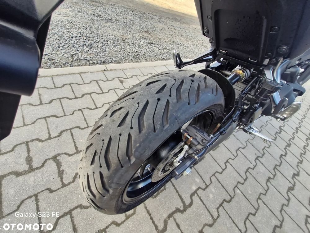 Yamaha MT - 21