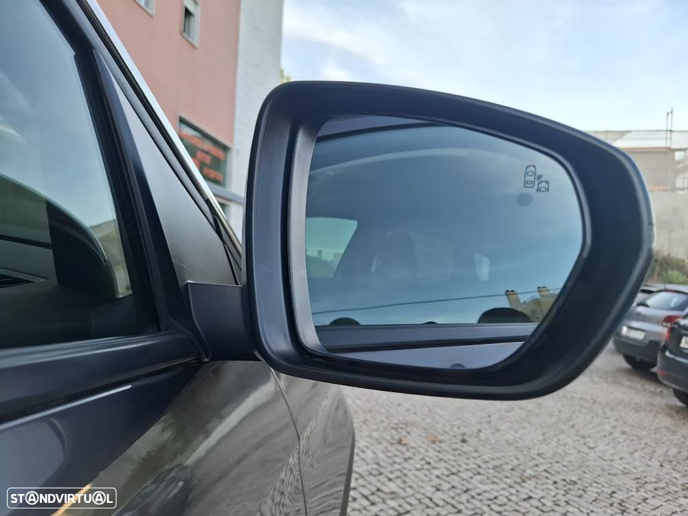 Peugeot 3008 1.2 PureTech Allure EAT8 - 52