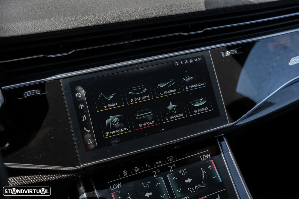 Audi SQ8 S TFSI quattro tiptronic - 24