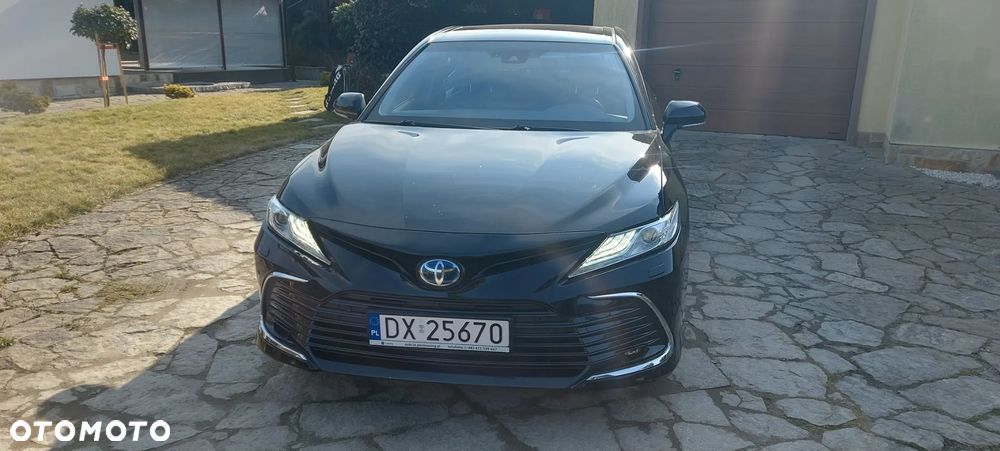 Toyota Camry ver-2-5-hybrid-executive-cvt - 1