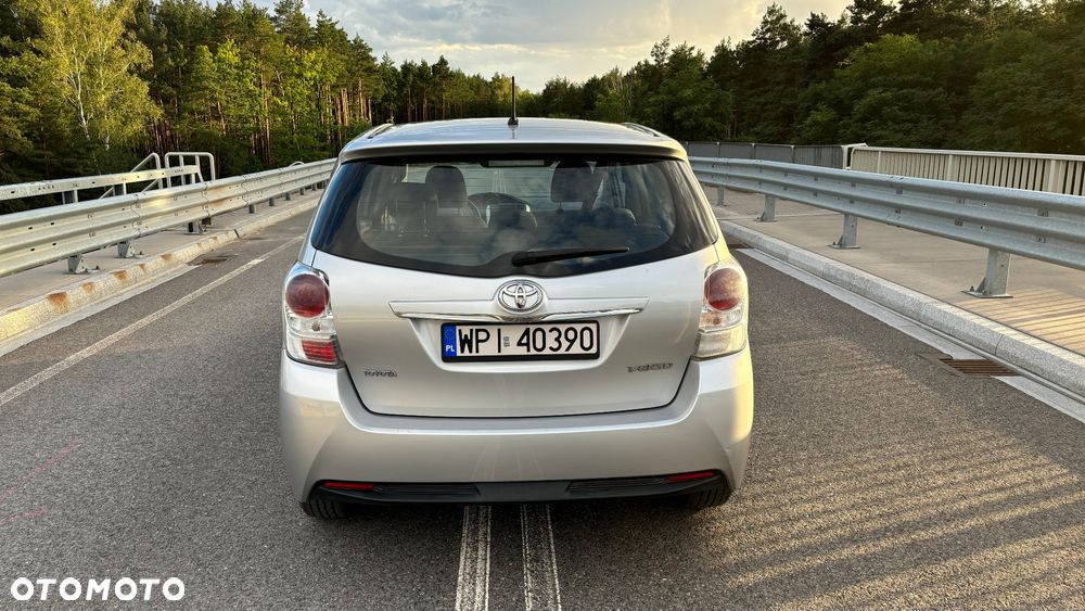 Toyota Verso 1.6 Active - 6
