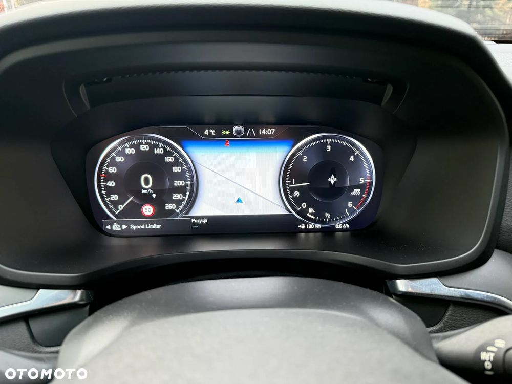 Volvo V60 D3 Momentum - 19