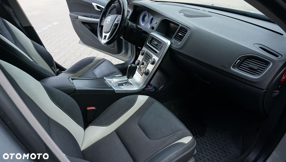 Volvo V60 - 12