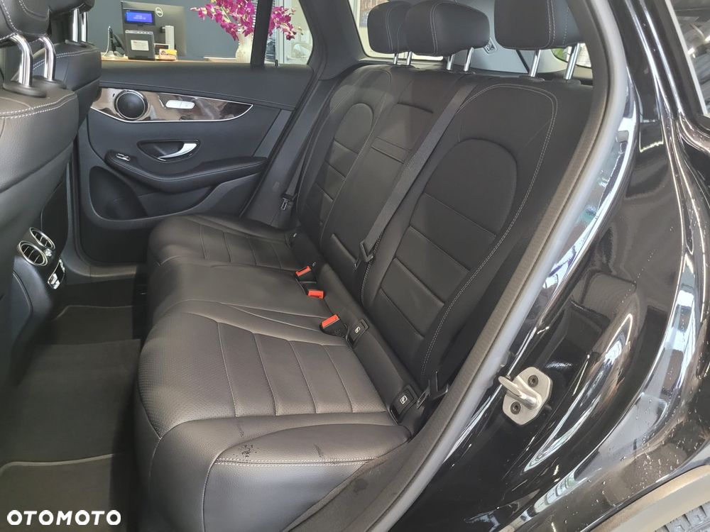Mercedes-Benz GLC 220 d 4Matic 9G-TRONIC - 6
