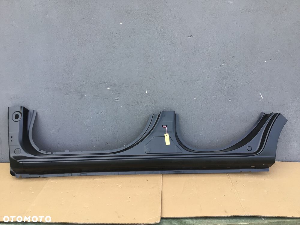 Próg Lewy Mitsubishi Space Star lll 3