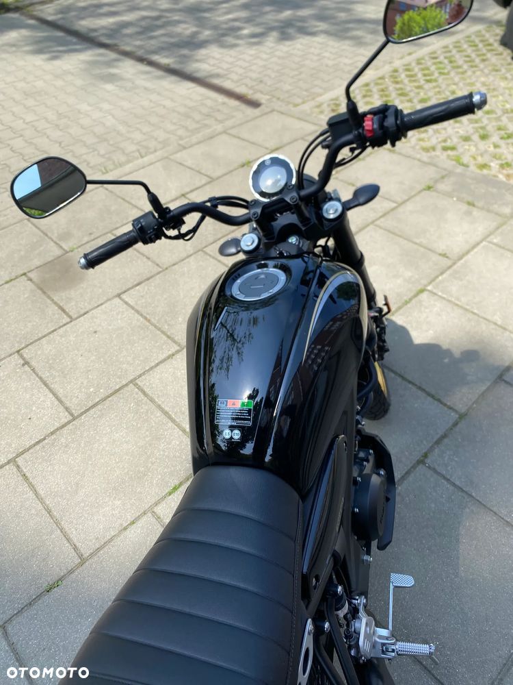 Yamaha XSR - 5