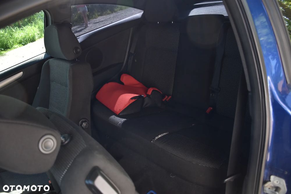 Opel Astra 2.0 T Sport - 12