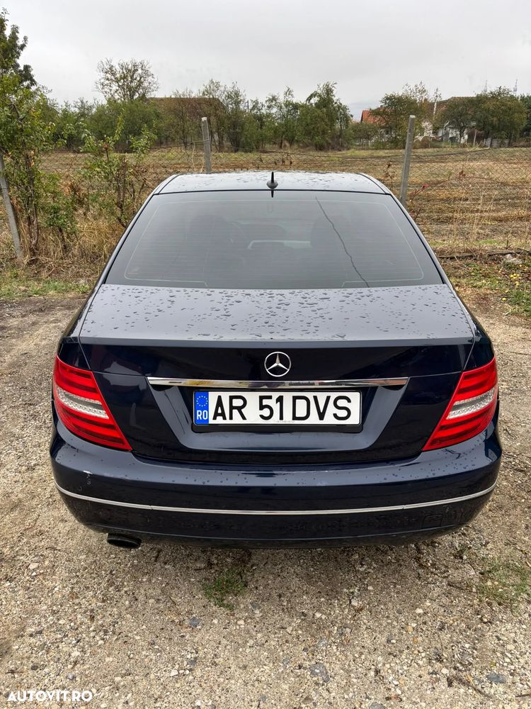 Mercedes-Benz C - 3