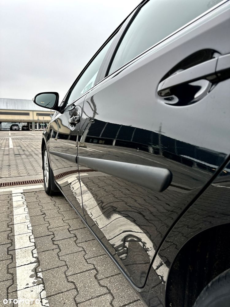 Toyota Auris 1.6 Premium - 13