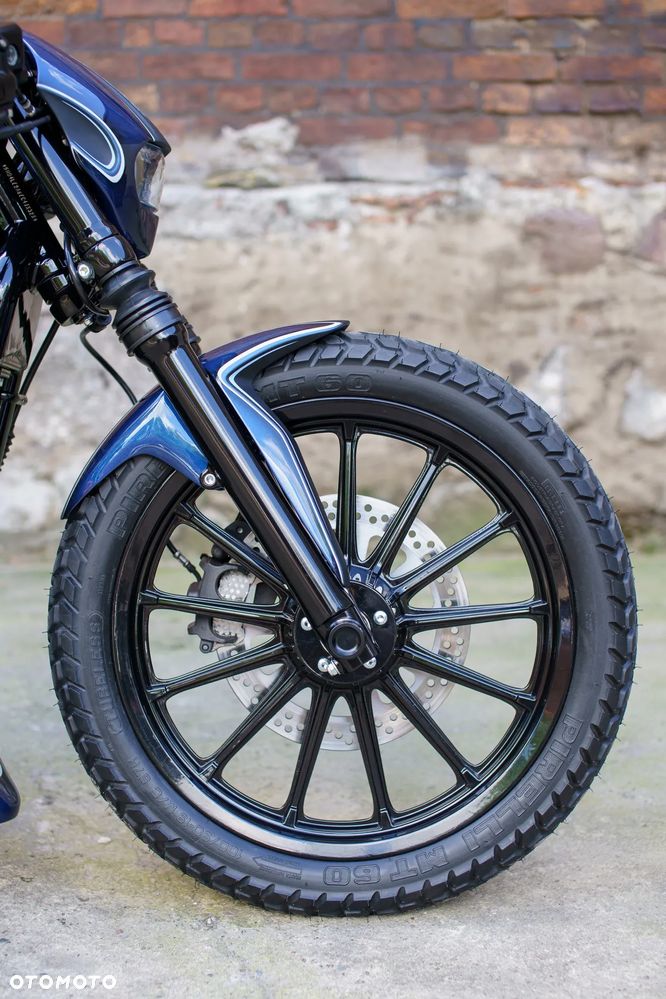 Harley-Davidson Sportster - 32