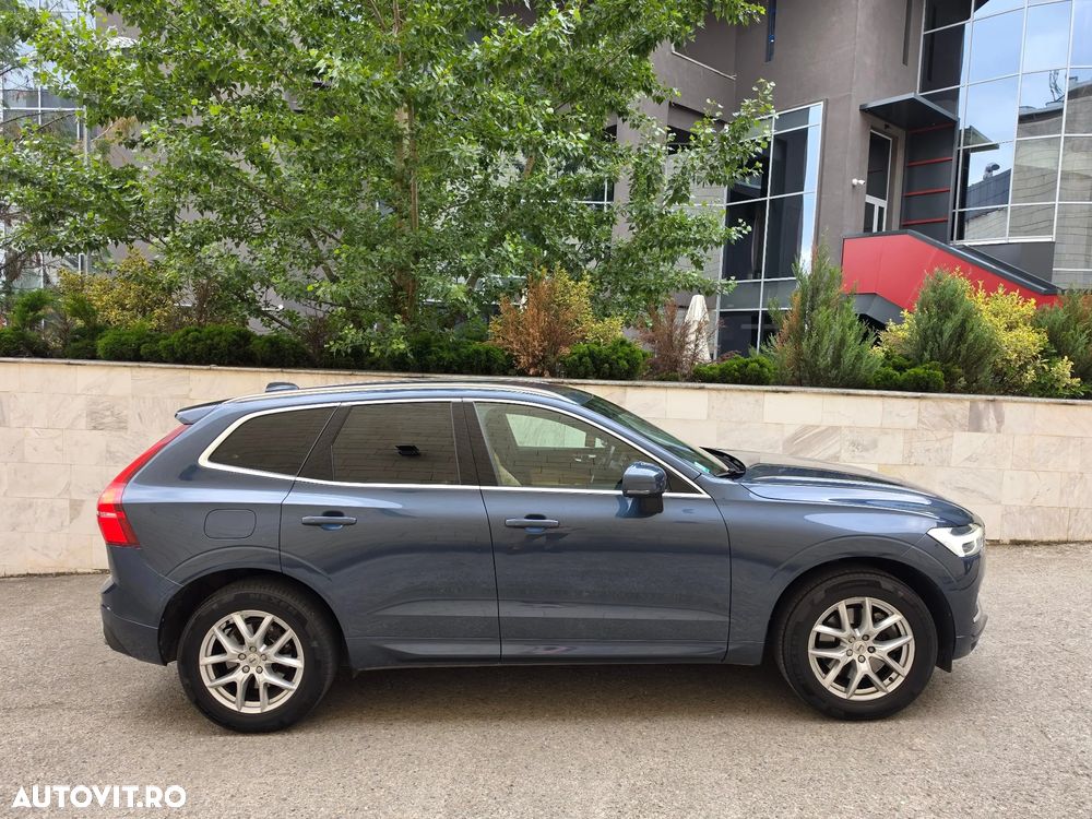 Volvo XC 60 D4 AWD Geartronic Momentum - 4