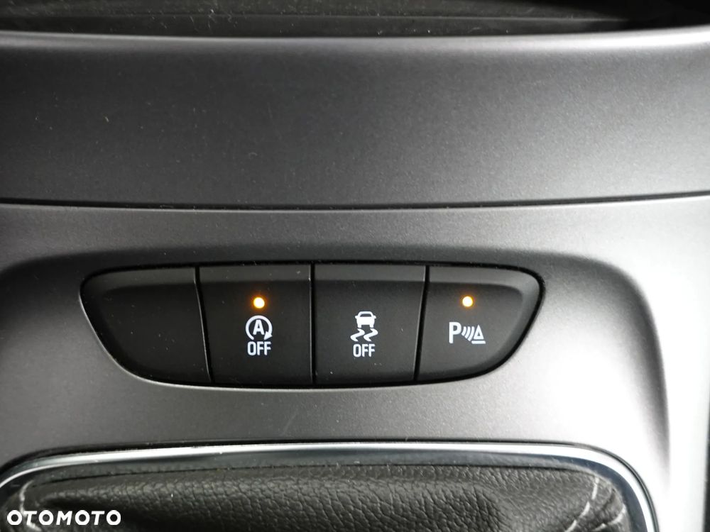 Opel Astra 1.2 Turbo Edition - 34