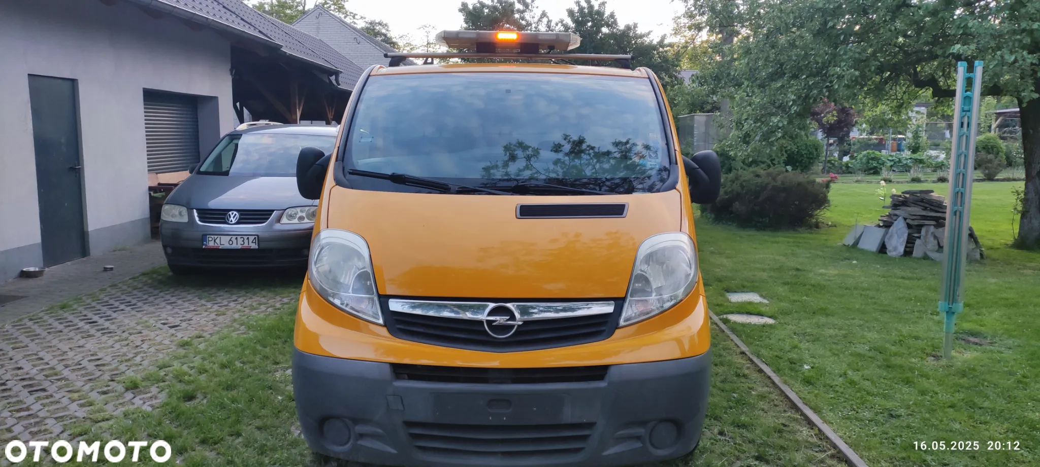 Opel Vivaro - 2
