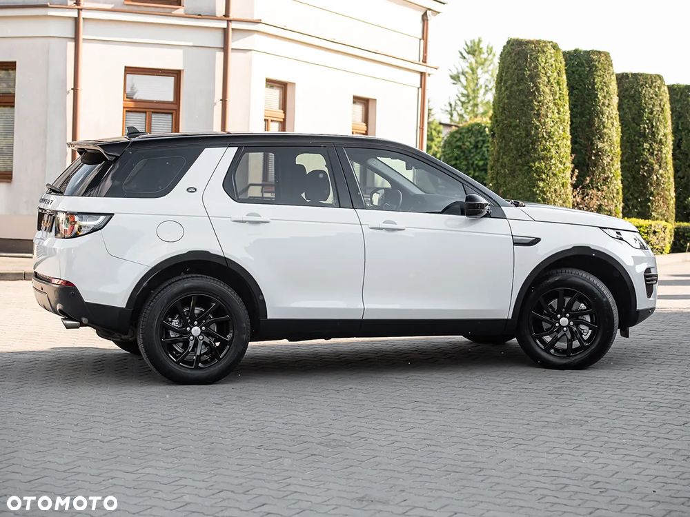 Land Rover Discovery Sport TD4 HSE Luxury - 15