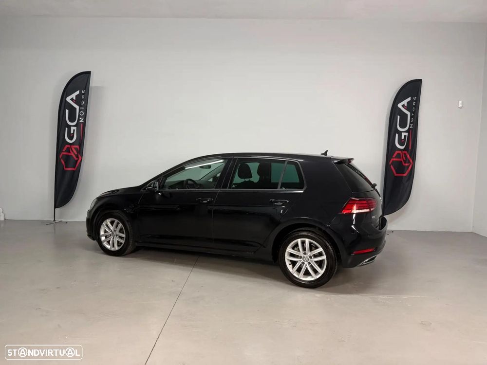 VW Golf 1.6 TDI Highline DSG - 4