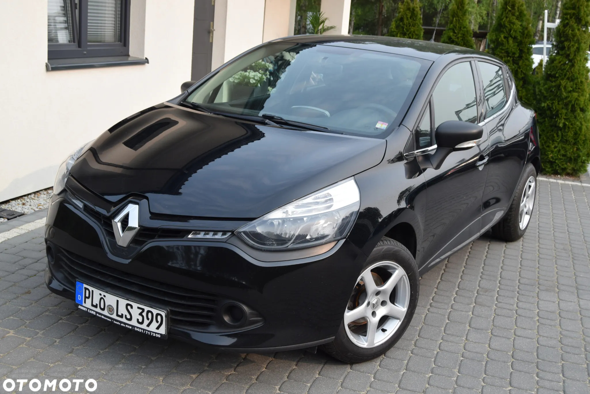 Renault Clio 1.2 16V 75 Life - 9
