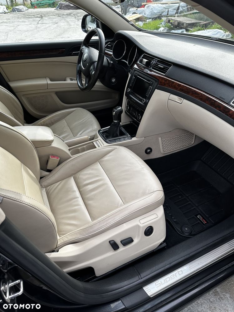 Skoda Superb 1.8 TSI 4x4 Elegance - 19