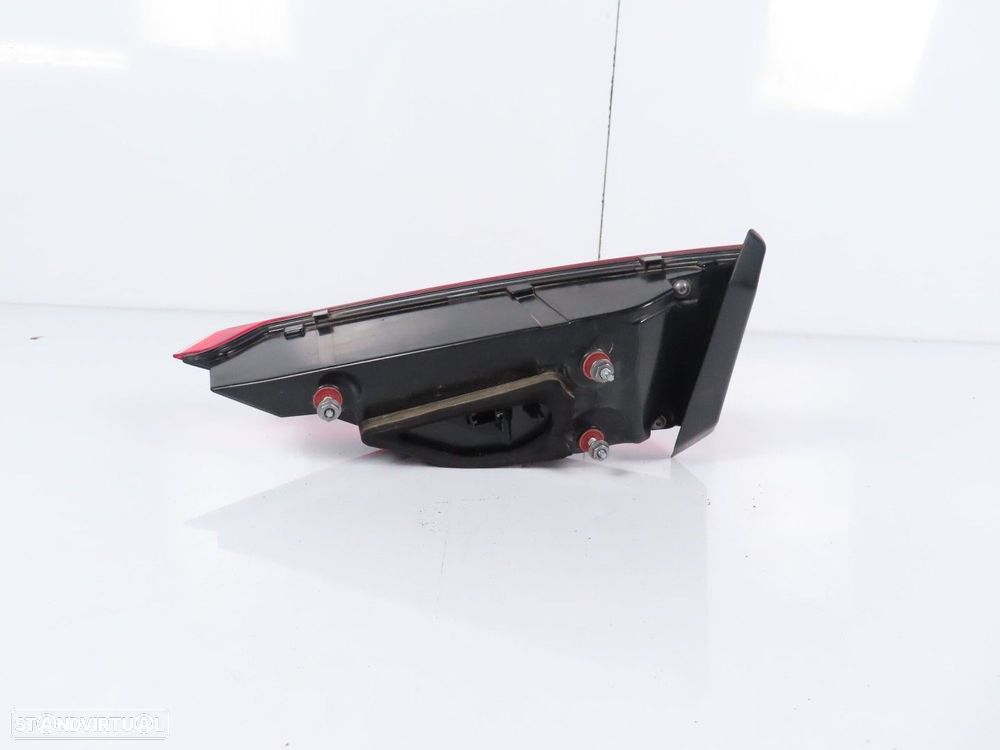 Farolim da mala LED Esquerdo Usado / Original AUDI Q3 (F3B) 83A945093 - 2