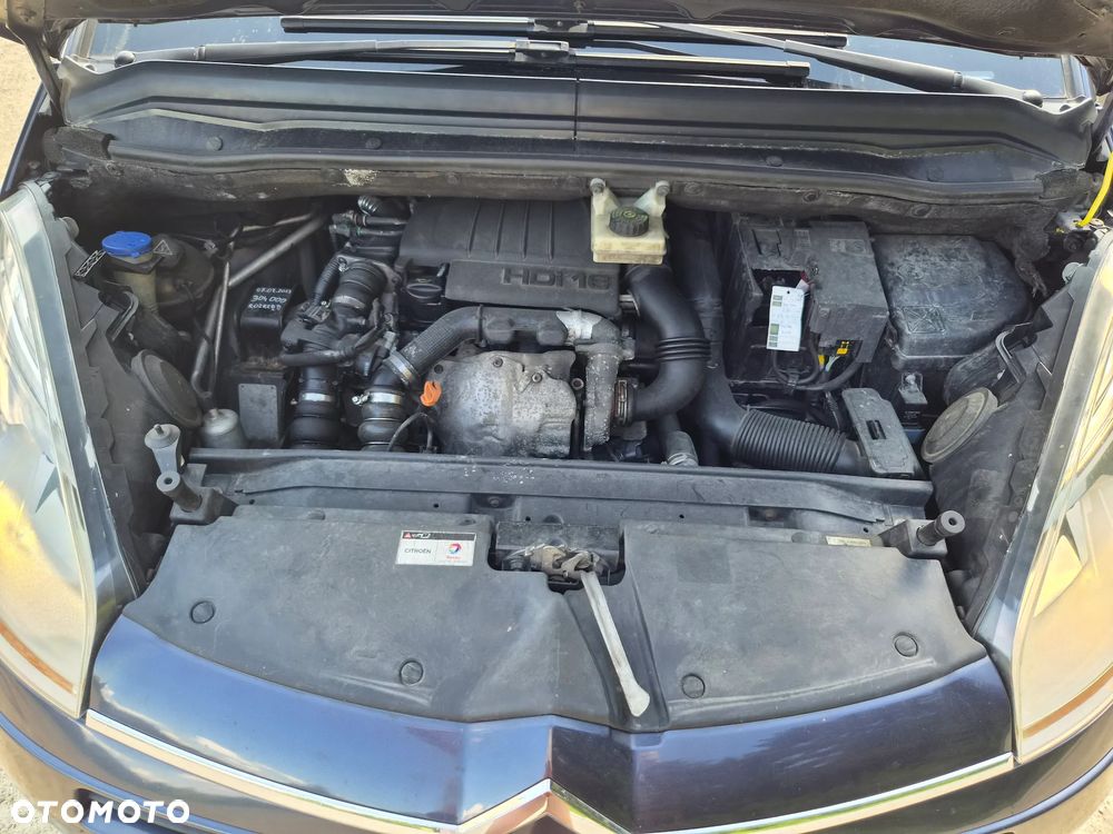 Citroën C4 Picasso - 15