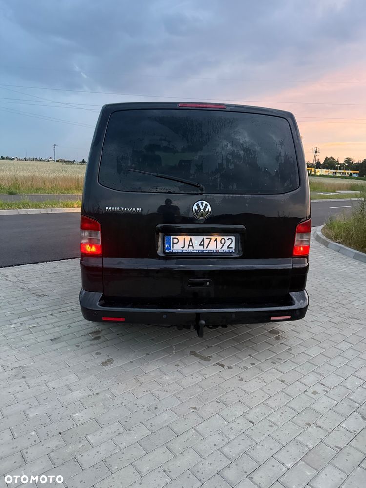 Volkswagen Multivan - 4