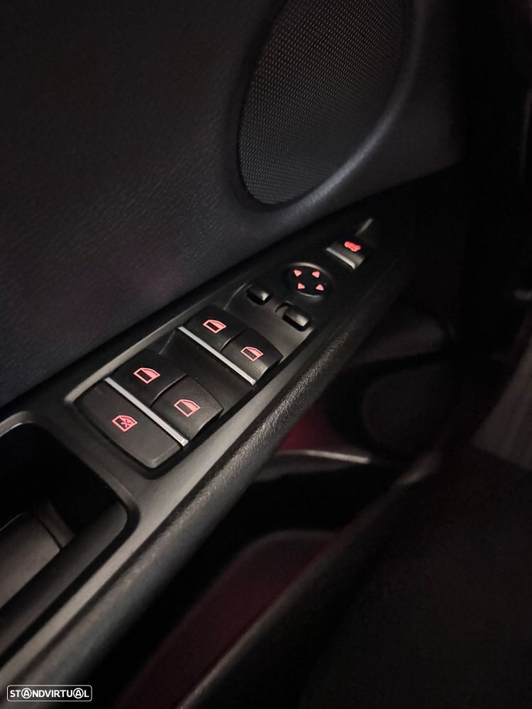 BMW X5 25 d sDrive Comfort 7L - 32